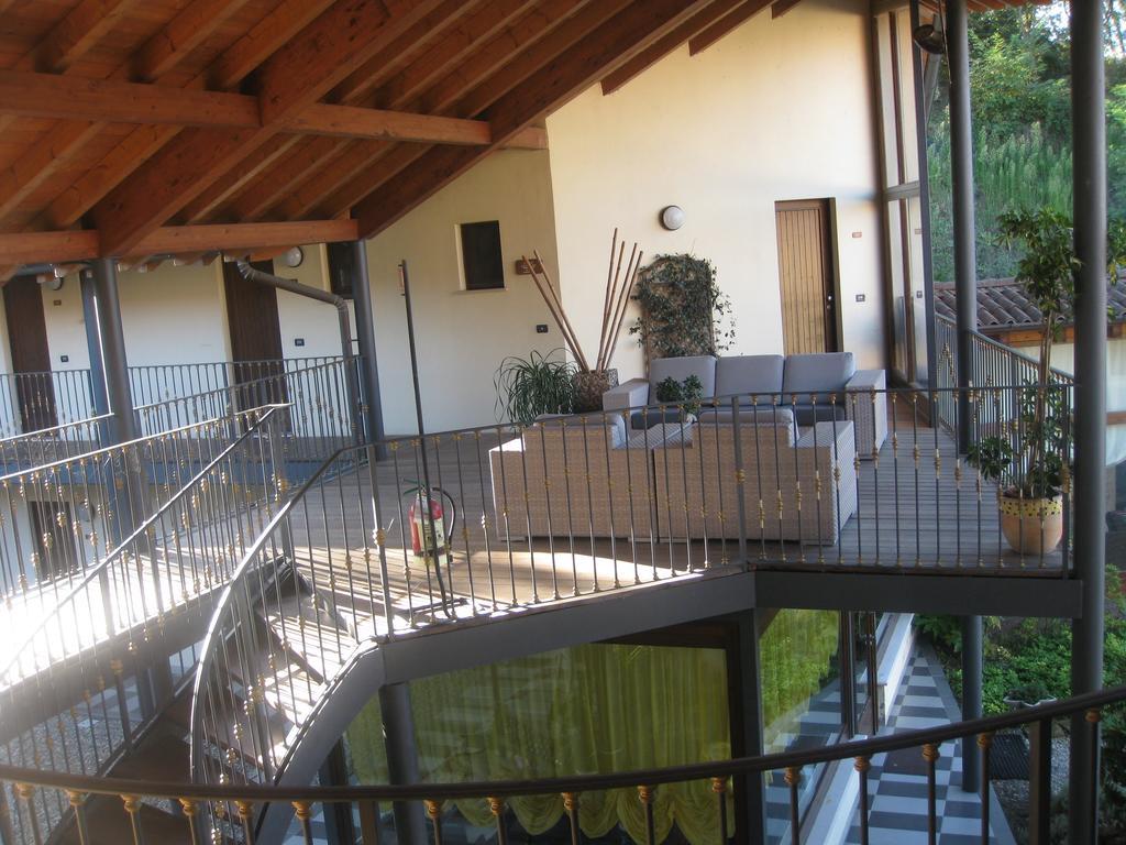 Albergo Giardino Sannazzaro de' Burgondi Exterior foto